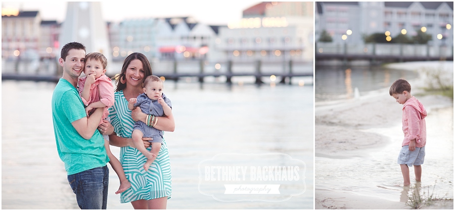 Disney world vacation photographer family session