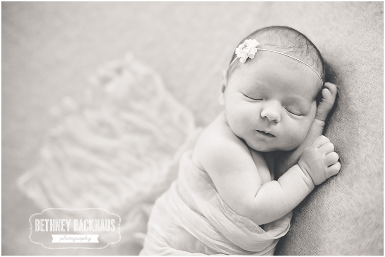 Mount dora florida newborn photographer baby pose