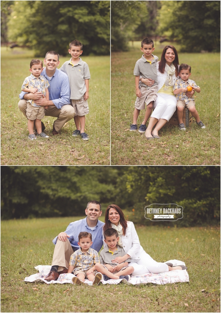 Orlando family photographer session boys with parents