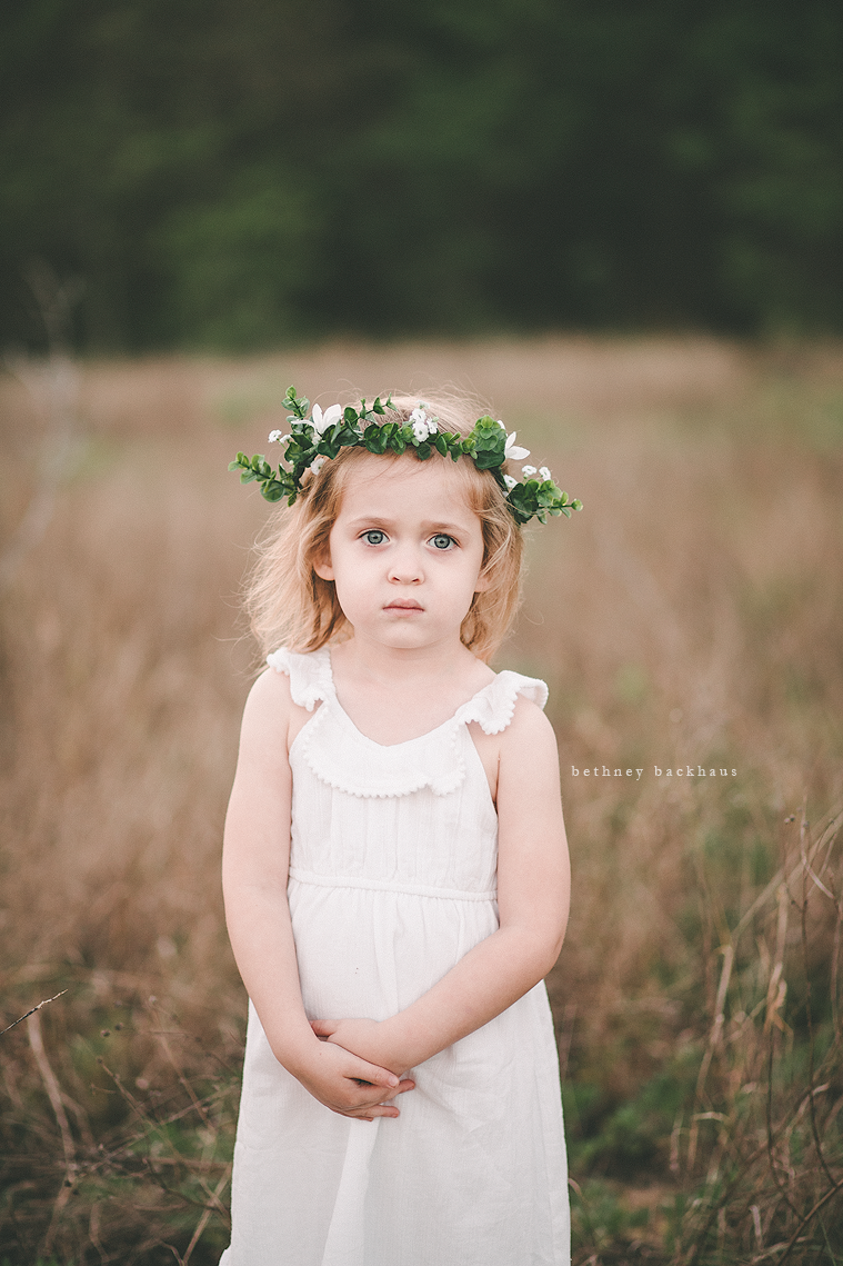 Outdoor whimsical little girl session | Orlando child photographer