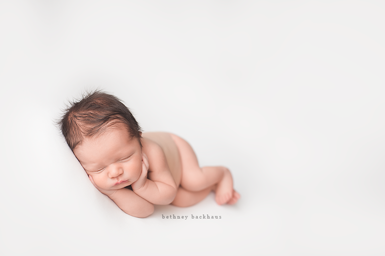 Newborn Photographer Orlando FL | Simple newborn photos - 7 day old baby boy
