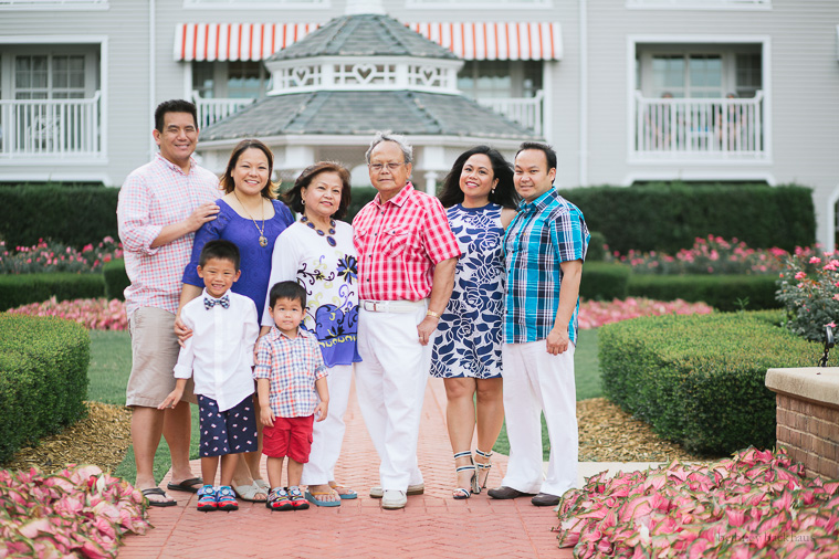 Large family at Disney World Boardwalk photo session