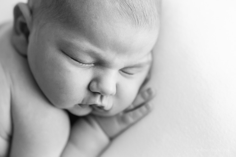 Macro of newborn baby girl orlando photographer