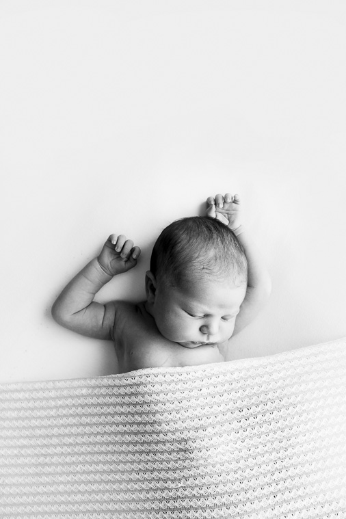 Orlando newborn photography naturally posed newborn